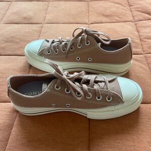 NEW Converse Tan Low-Top Sneakers